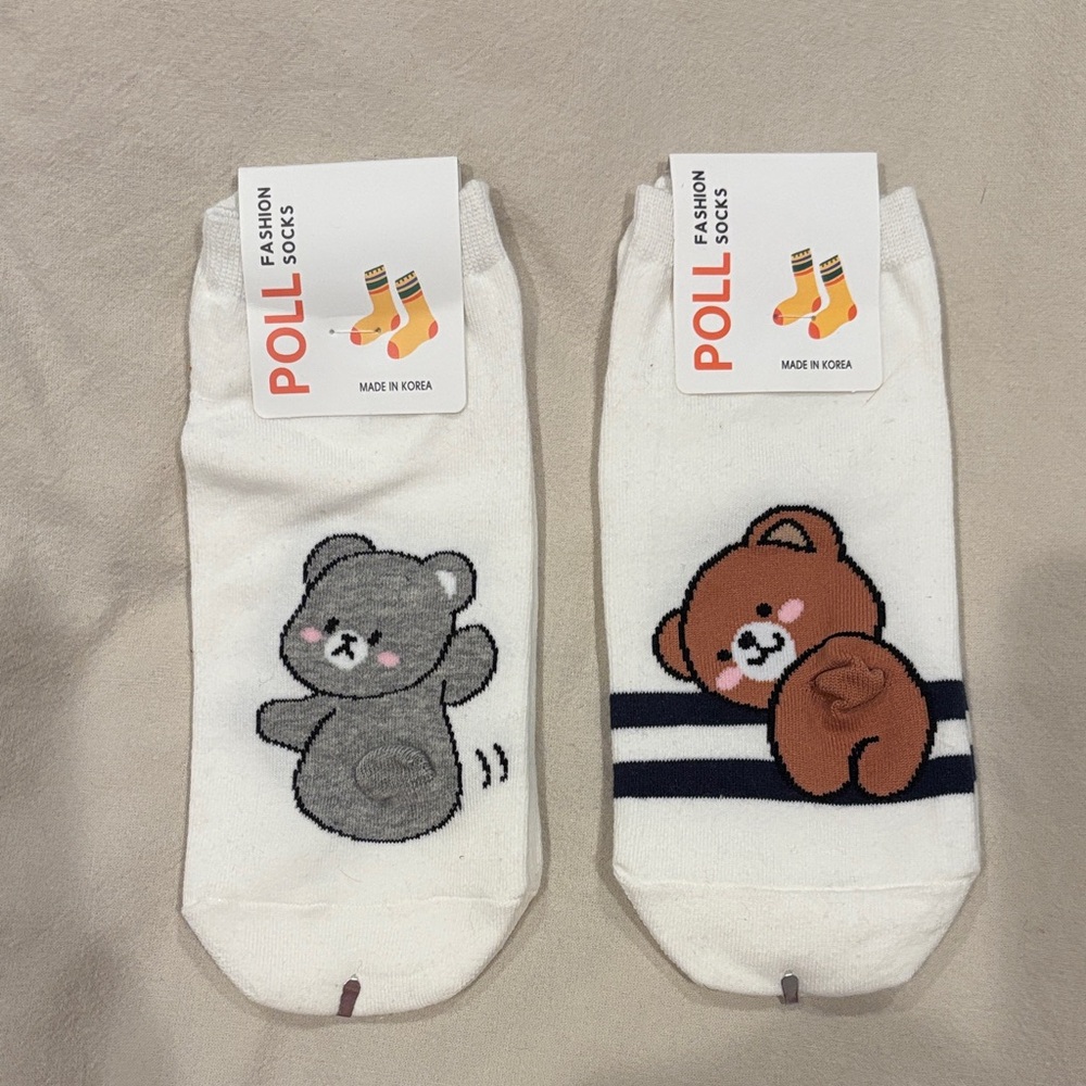 2 pairs of cute ankle socks